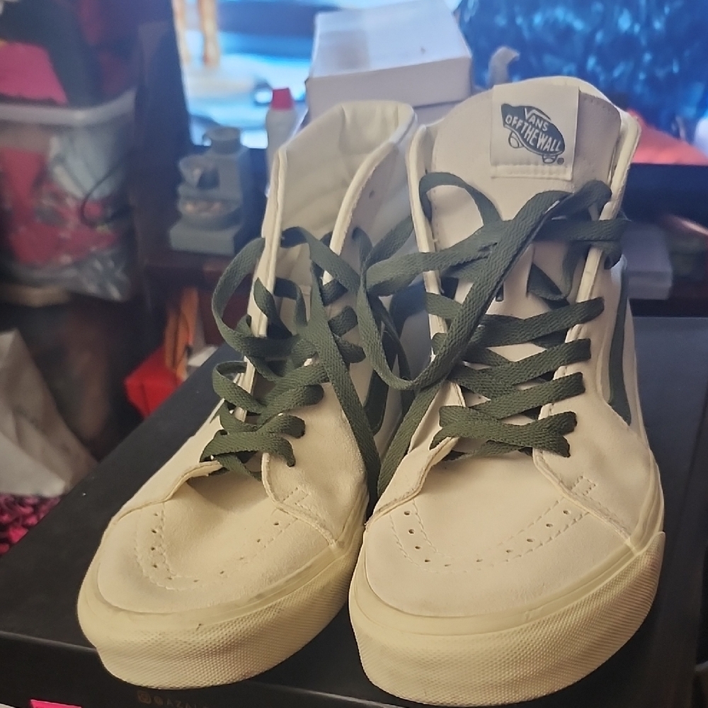 Vans Off the Wall High-Top Sneakers - Beige and Green